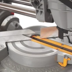 Refurb Titan TTB794MSW 210mm Electric Single-Bevel Sliding Sliding Mitre Saw 240V 13 Refurb Titan TTB794MSW 210mm Electric Single-Bevel Sliding Sliding Mitre Saw 240V -TITAN Tools 374RY A4