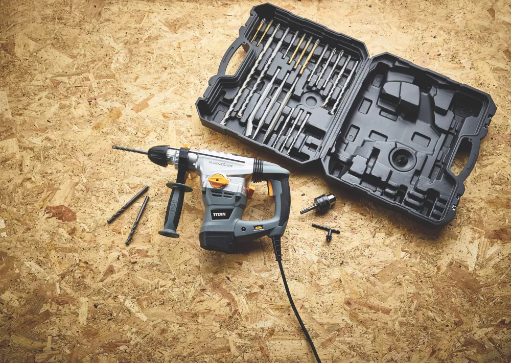 Titan TTB631SDS 6.3kg Electric SDS Plus Drill & 22 Piece Accessory Kit 230-240V 8 Titan TTB631SDS 6.3kg Electric SDS Plus Drill & 22 Piece Accessory Kit 230-240V - Image 8