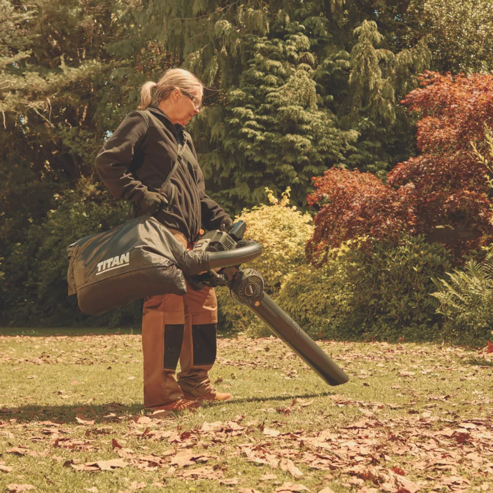 Titan TTBVP25-2 25.4cc 2-Stroke Blower Vac 4 Titan TTBVP25-2 25.4cc 2-Stroke Blower Vac - Image 4