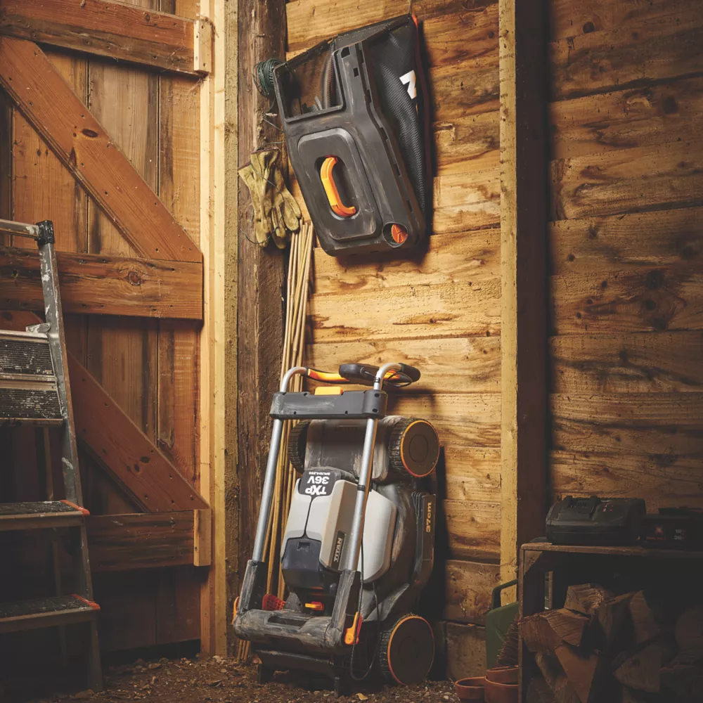 Titan 36V 1 X 4.0Ah Li-Ion TXP Brushless Cordless 37cm Rotary Lawn Mower 3 Titan 36V 1 X 4.0Ah Li-Ion TXP Brushless Cordless 37cm Rotary Lawn Mower - Image 3