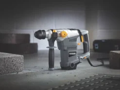 Front Page 19 Front Page -TITAN Tools 6846H A1