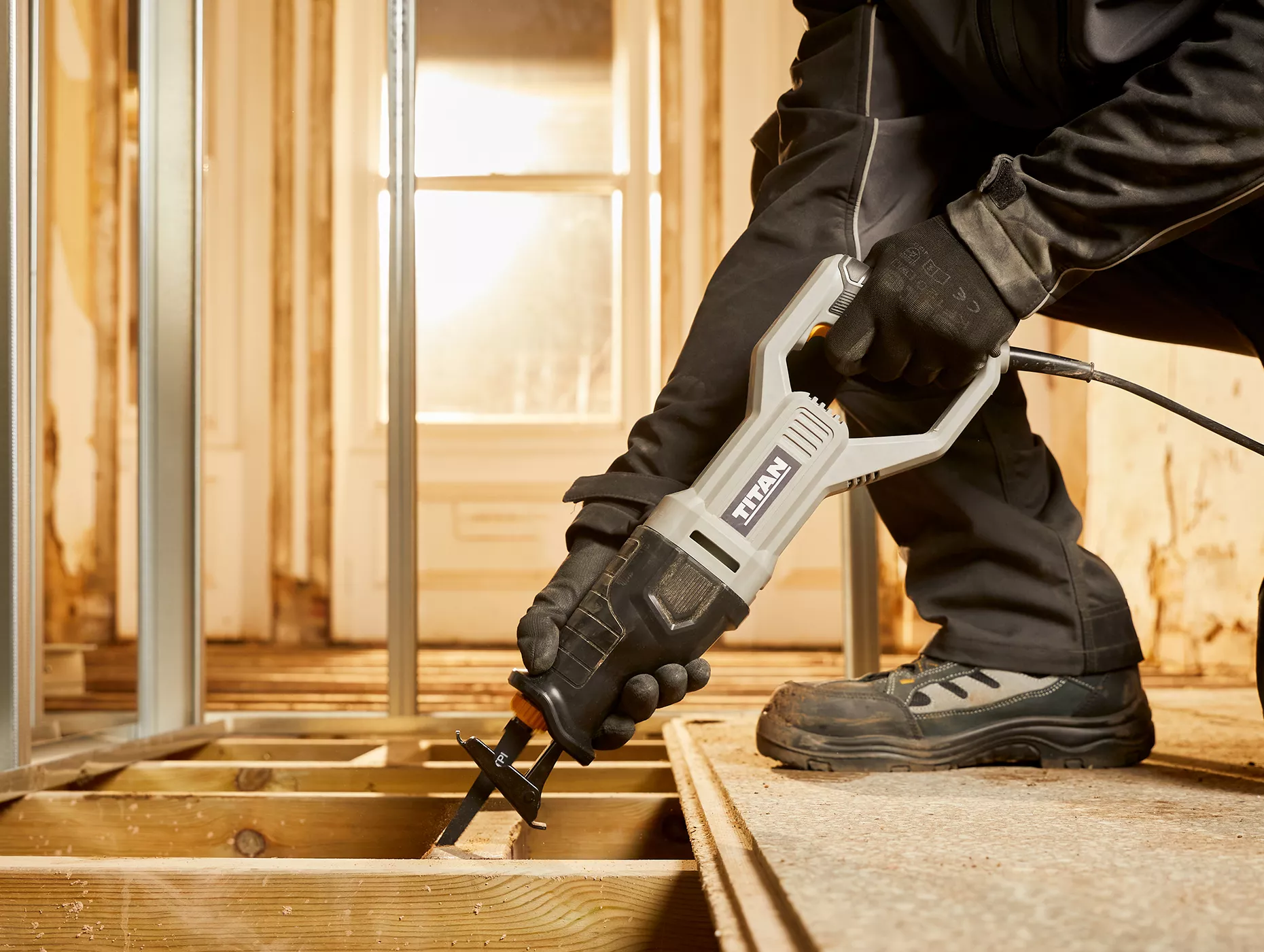 Front Page 3 Front Page -TITAN Tools titan powertools cat block recipsaws